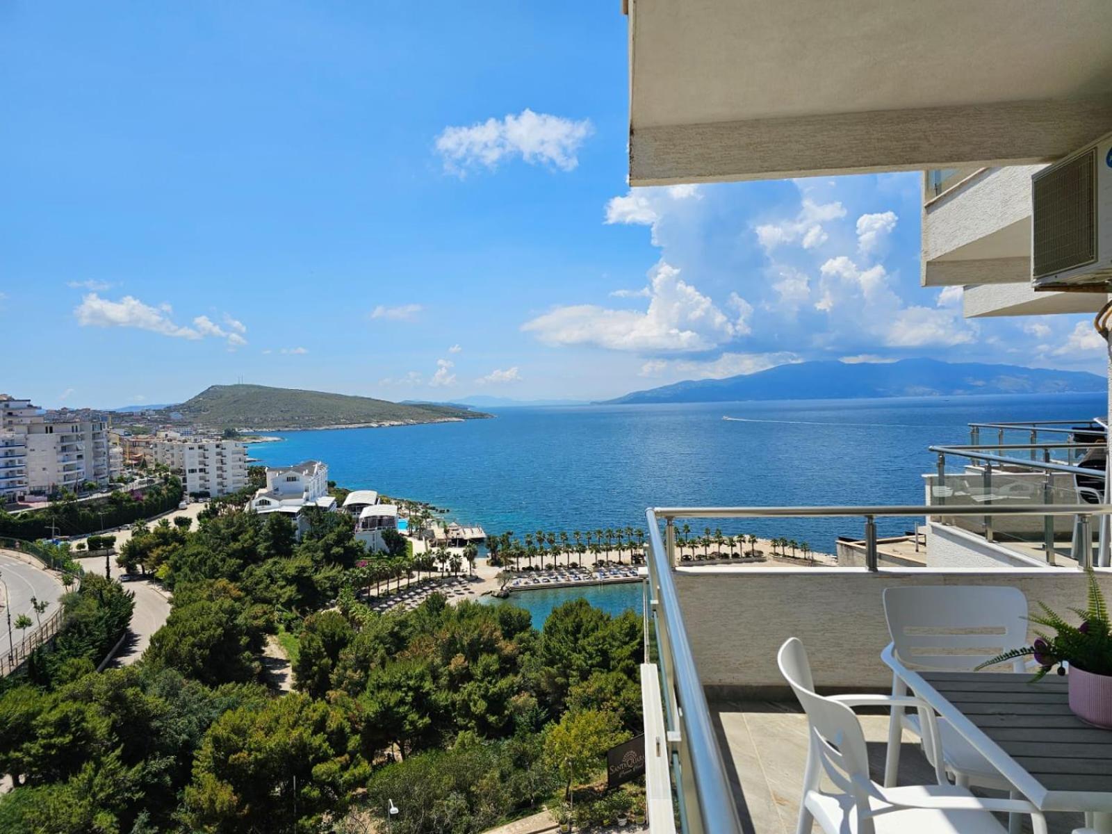 Brand New Apartments Sarande Exterior photo